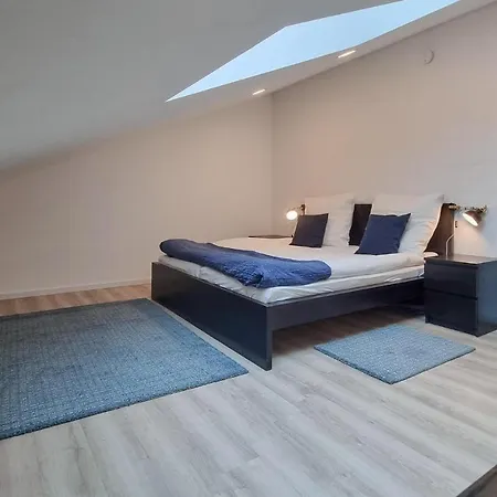 Gorgeous In With Wifi * 特里尔