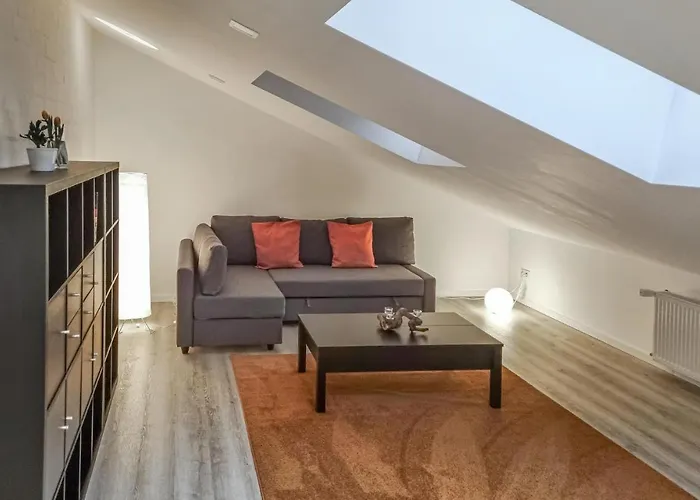 Apartament Gorgeous In With Wifi Trewir