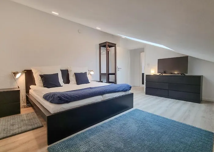 Gorgeous In With Wifi Trier